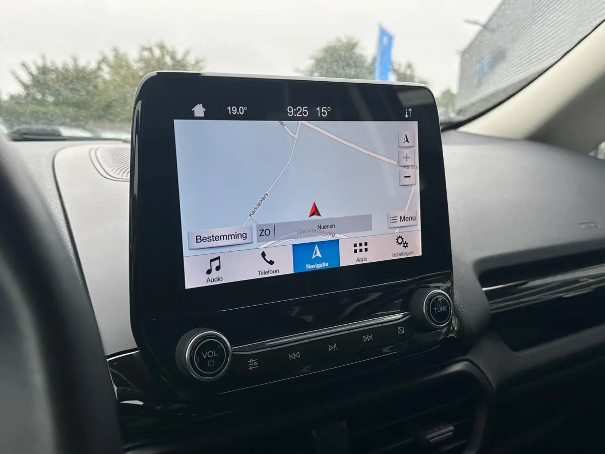 1.0 Titanium, Bluetooth, CarPlay, Camera, Cruise, Navi, Stuur/Stoelverwrm, NAP