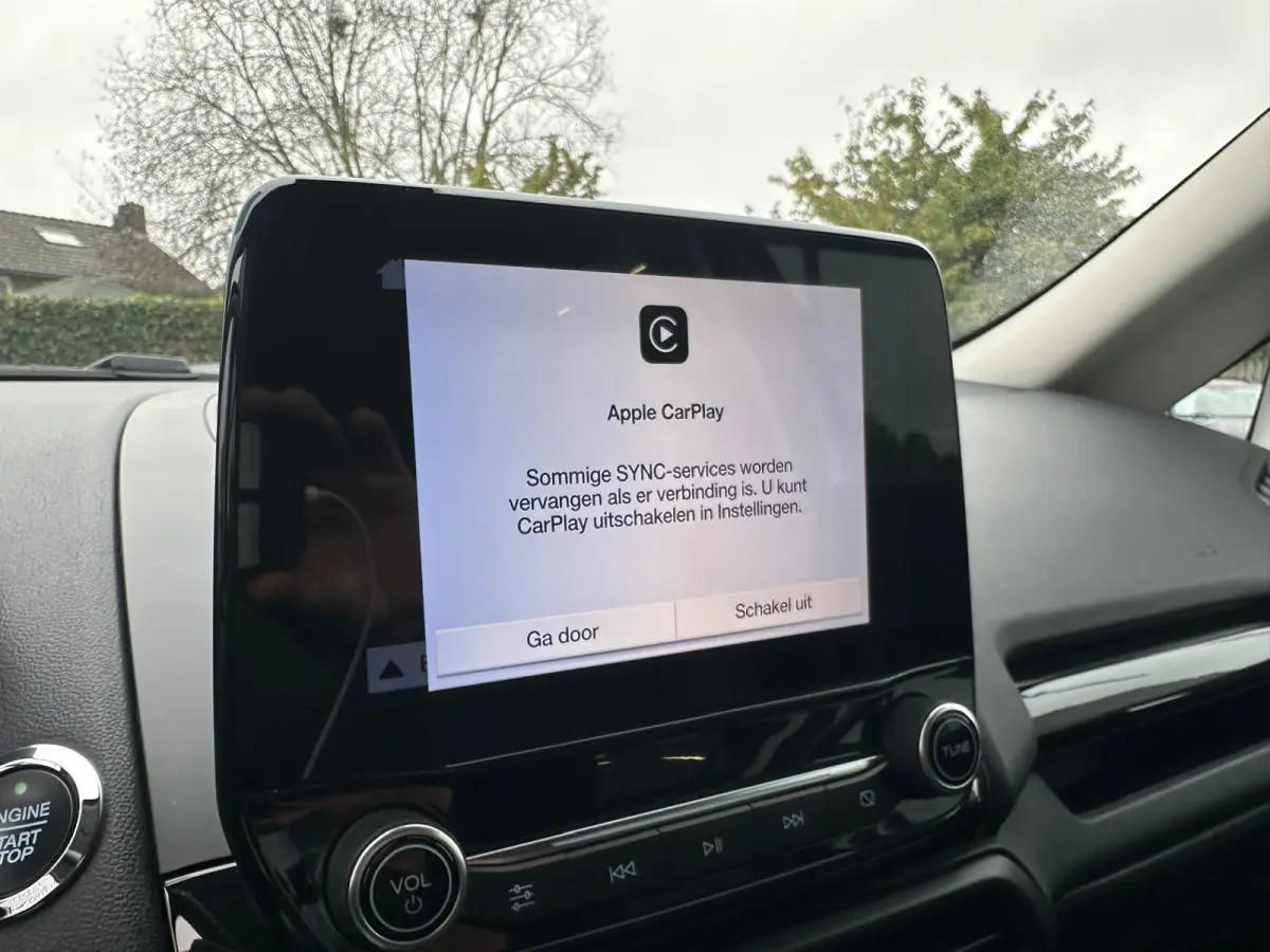 1.0 Titanium, Bluetooth, CarPlay, Camera, Cruise, Navi, Stuur/Stoelverwrm, NAP