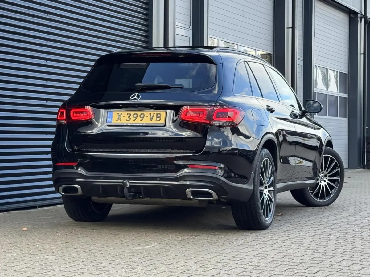 200 4MATIC AMG|Pano|Trekhaak|Burmester®|CarPlay