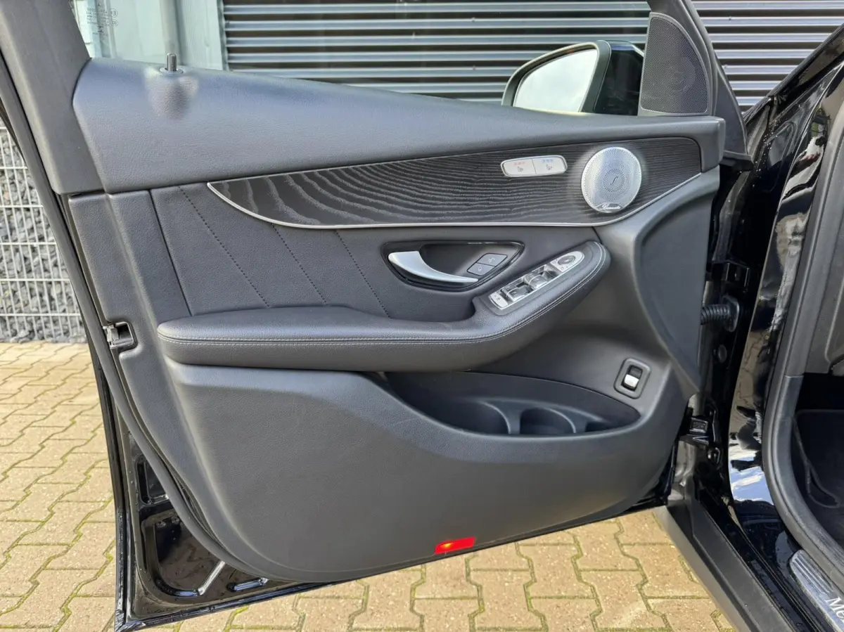 200 4MATIC AMG|Pano|Trekhaak|Burmester®|CarPlay
