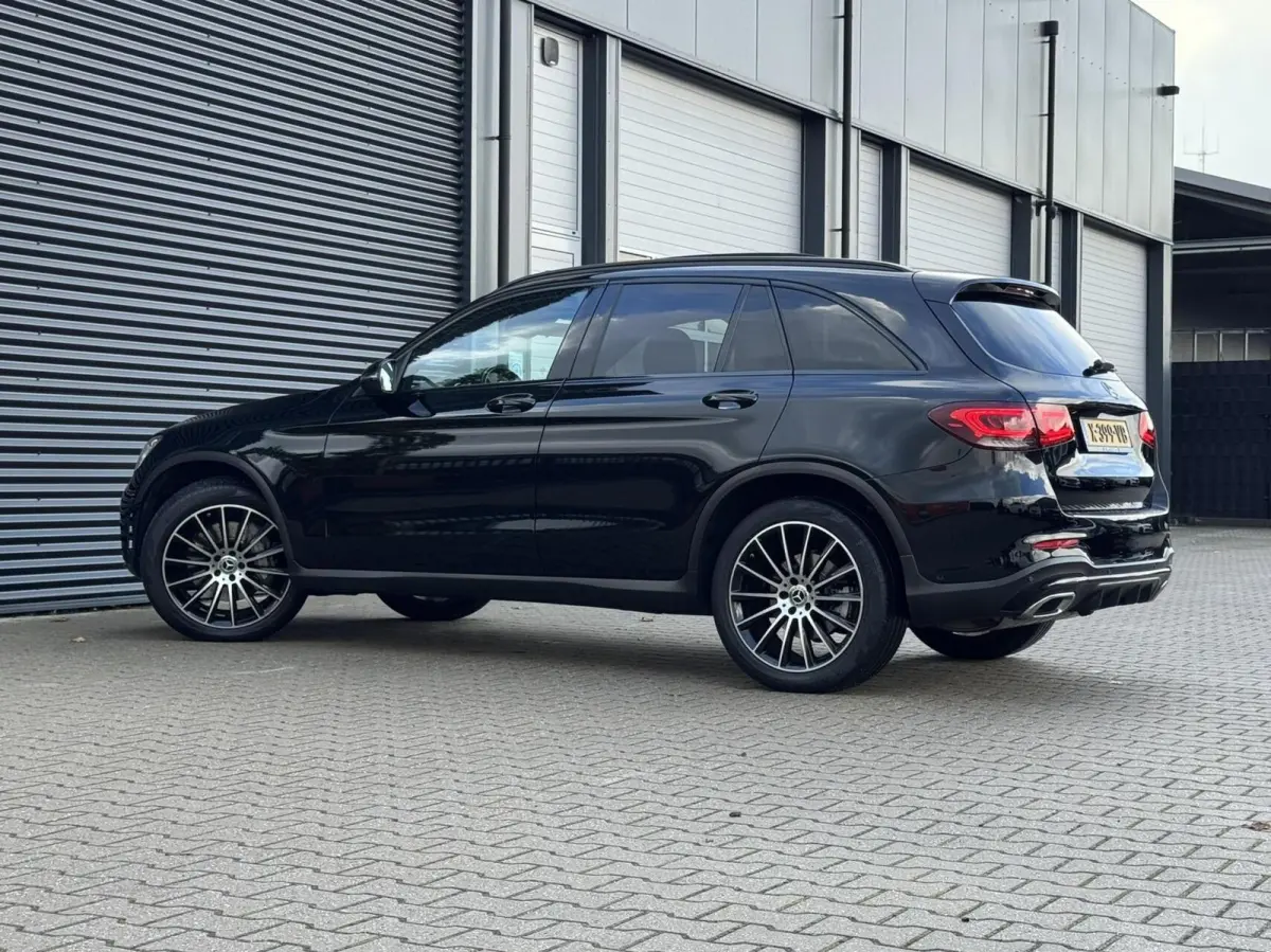 200 4MATIC AMG|Pano|Trekhaak|Burmester®|CarPlay