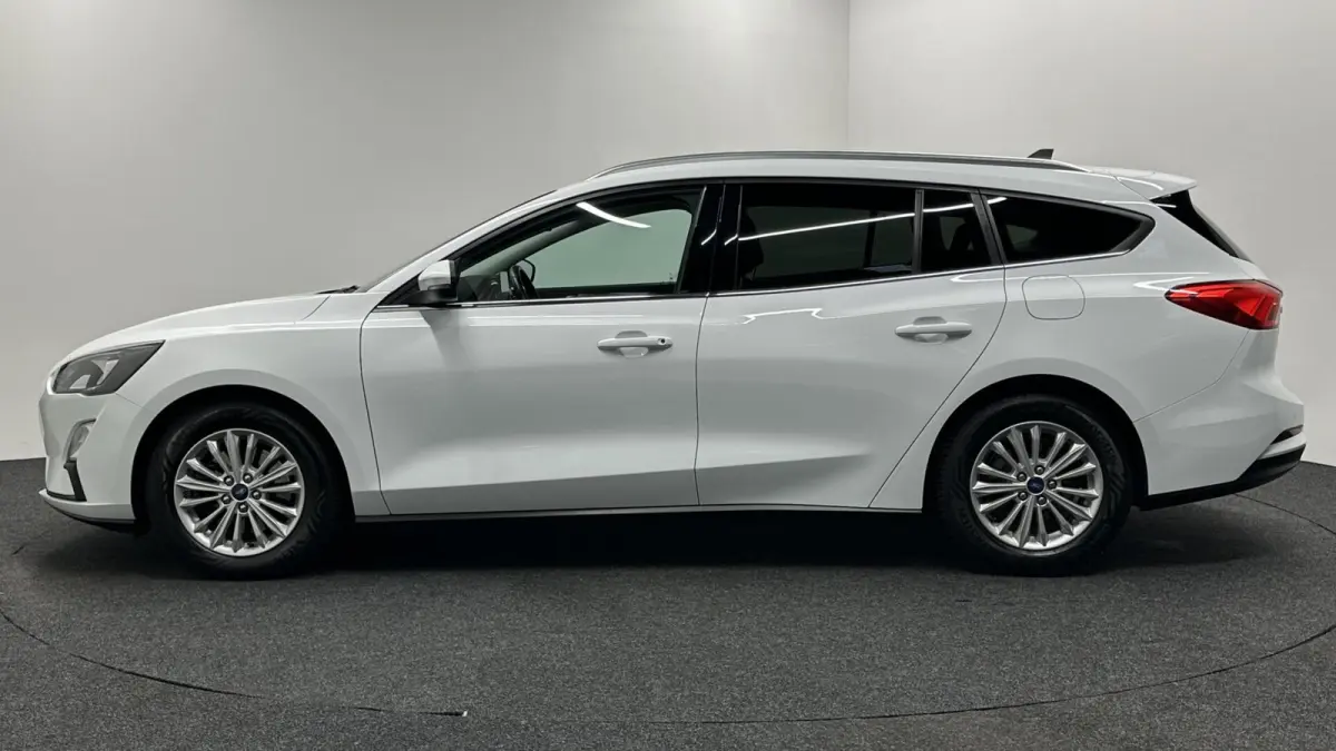 1.0 EcoBoost Titanium X Business|Camera|Carplay|Keyless|NAP|