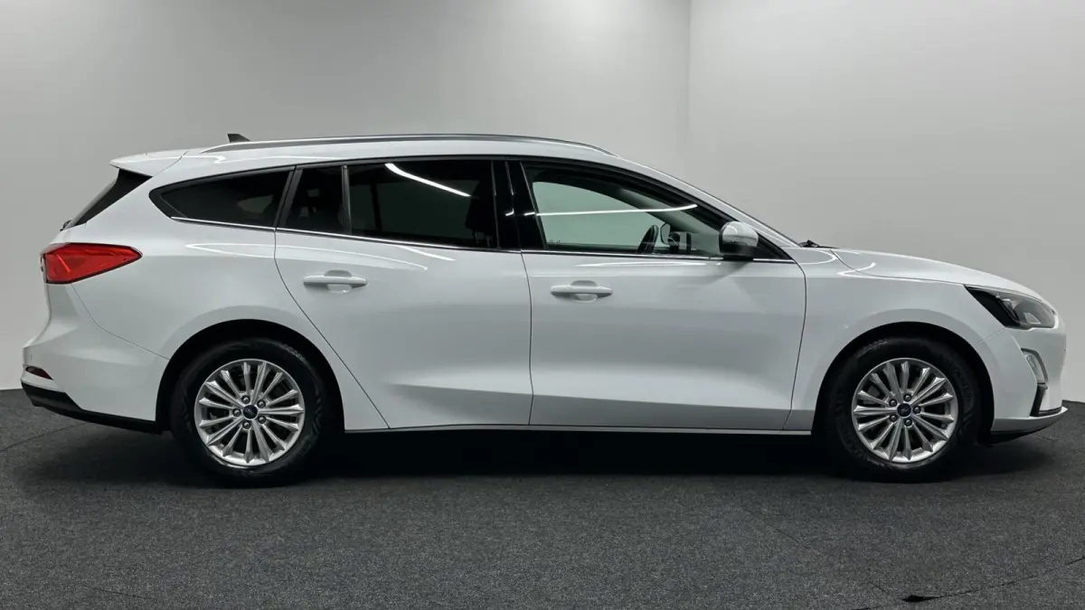 1.0 EcoBoost Titanium X Business|Camera|Carplay|Keyless|NAP|