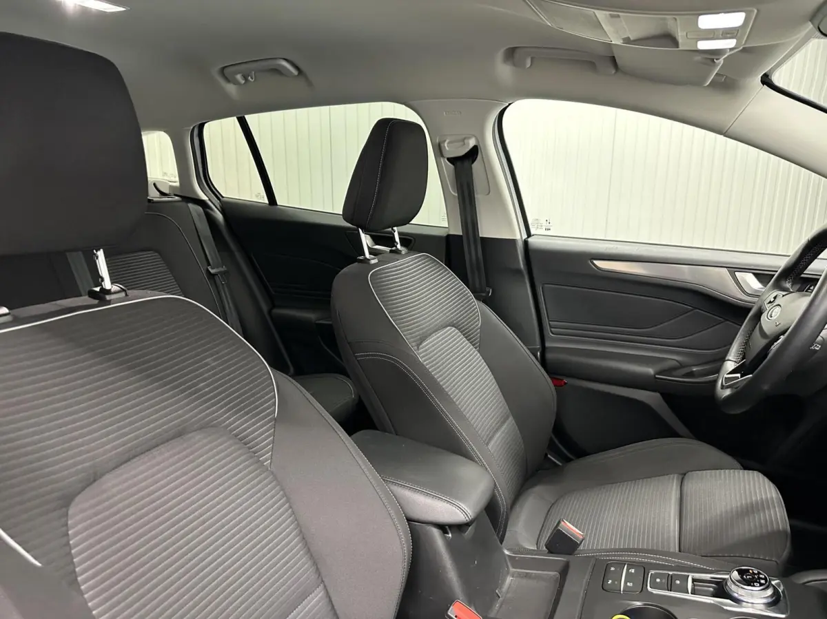 1.0 EcoBoost Titanium X Business|Camera|Carplay|Keyless|NAP|