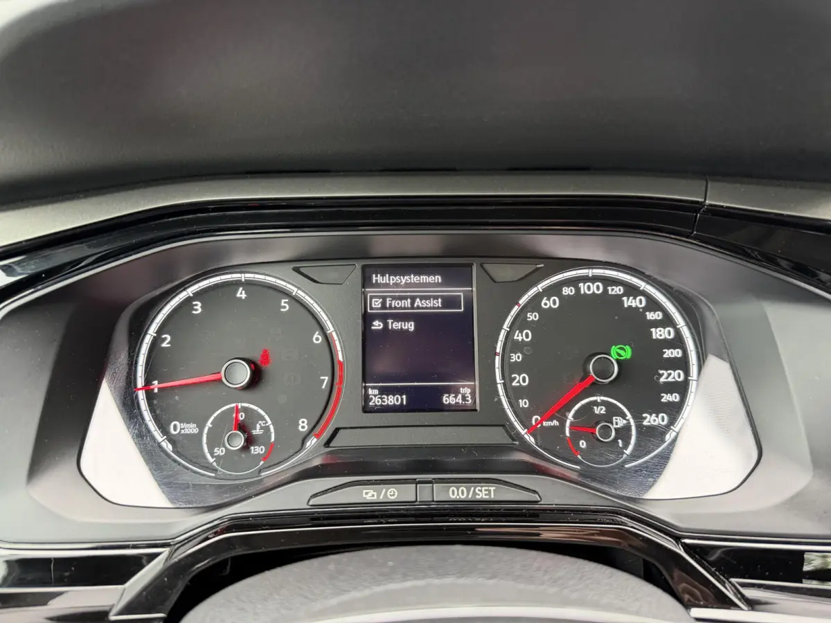 1.0 TSI DSG Comfortline | Navigatie | Parkeersensoren | DAB | Carplay |