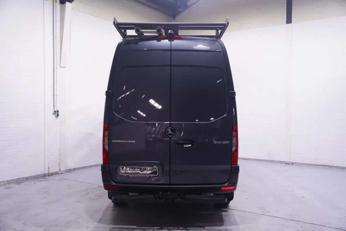 319 CDI 190 pk Aut. L2H2 Navi, Trekhaak 3.500 kg Imperiaal met Trap, 18" LMV, Camera, Cruise Control, 3-Zits