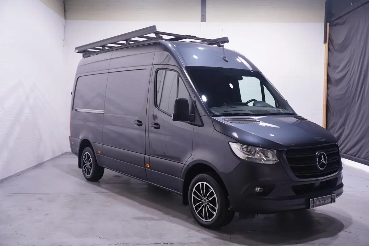 319 CDI 190 pk Aut. L2H2 Navi, Trekhaak 3.500 kg Imperiaal met Trap, 18" LMV, Camera, Cruise Control, 3-Zits