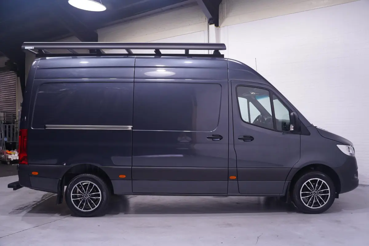 319 CDI 190 pk Aut. L2H2 Navi, Trekhaak 3.500 kg Imperiaal met Trap, 18" LMV, Camera, Cruise Control, 3-Zits