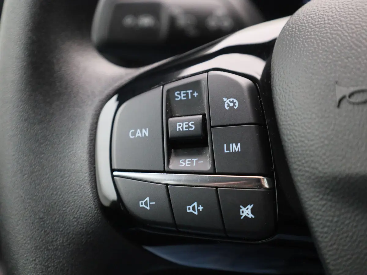 1.0 EcoBoost Connected | Airco | Cruise Control | Bluetooth | Elektrische Ramen Voor | DAB |