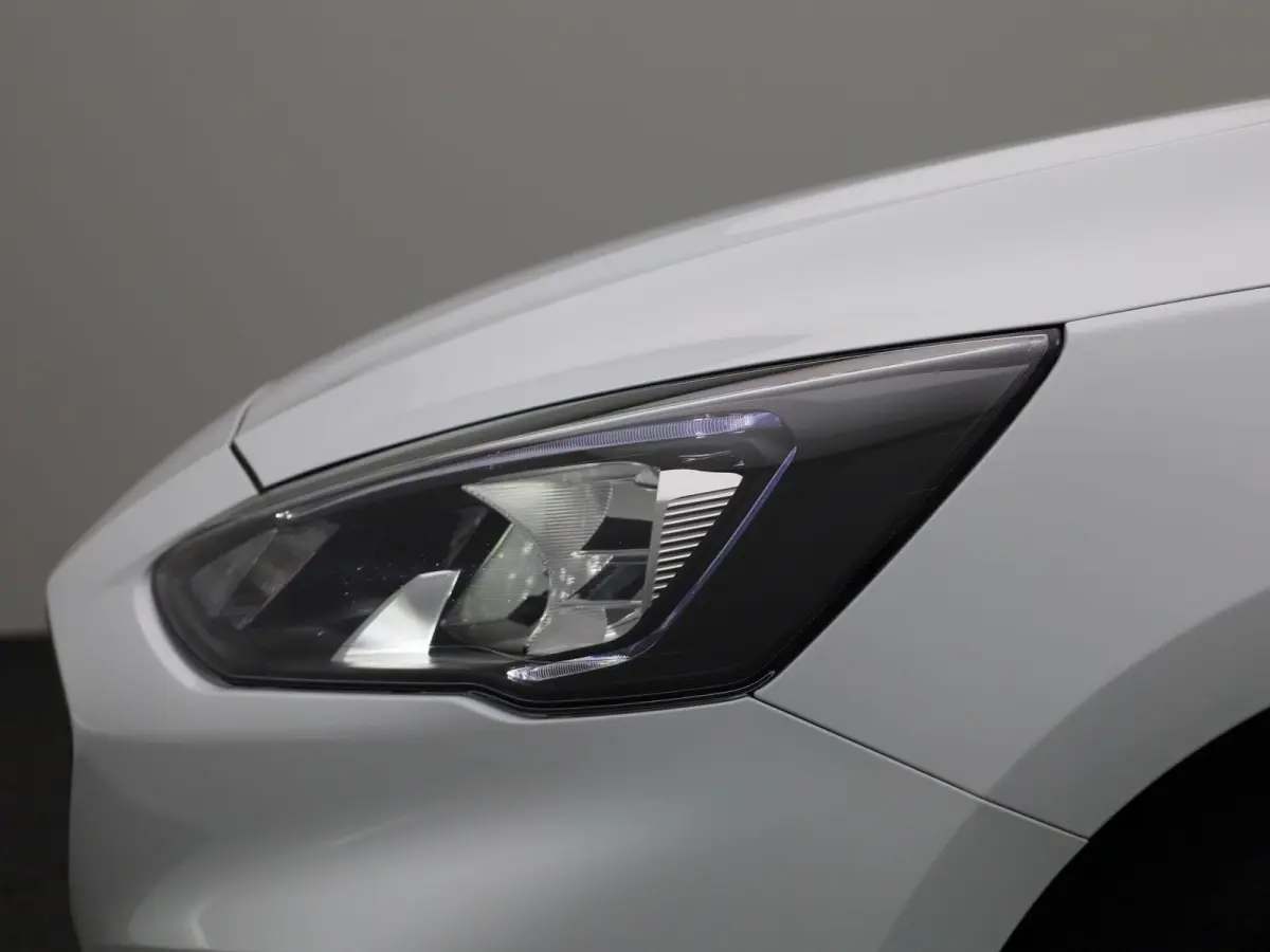 1.0 EcoBoost Hybrid ST Line X Business | Elekt. Achterklep | Stoel Stuur En Voorruit Verwarming | Navigatie | Adaptieve Cruise Control | Achteruitrijdcamera |