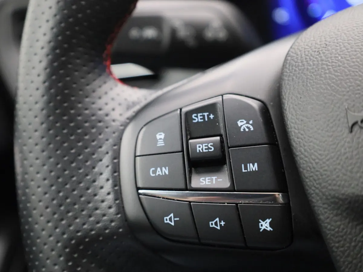 1.0 EcoBoost Hybrid ST Line X Business | Elekt. Achterklep | Stoel Stuur En Voorruit Verwarming | Navigatie | Adaptieve Cruise Control | Achteruitrijdcamera |