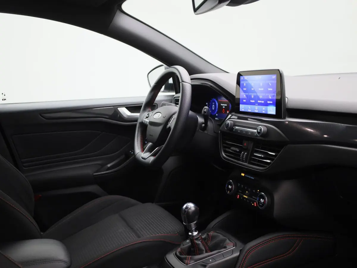1.0 EcoBoost Hybrid ST Line X Business | Elekt. Achterklep | Stoel Stuur En Voorruit Verwarming | Navigatie | Adaptieve Cruise Control | Achteruitrijdcamera |