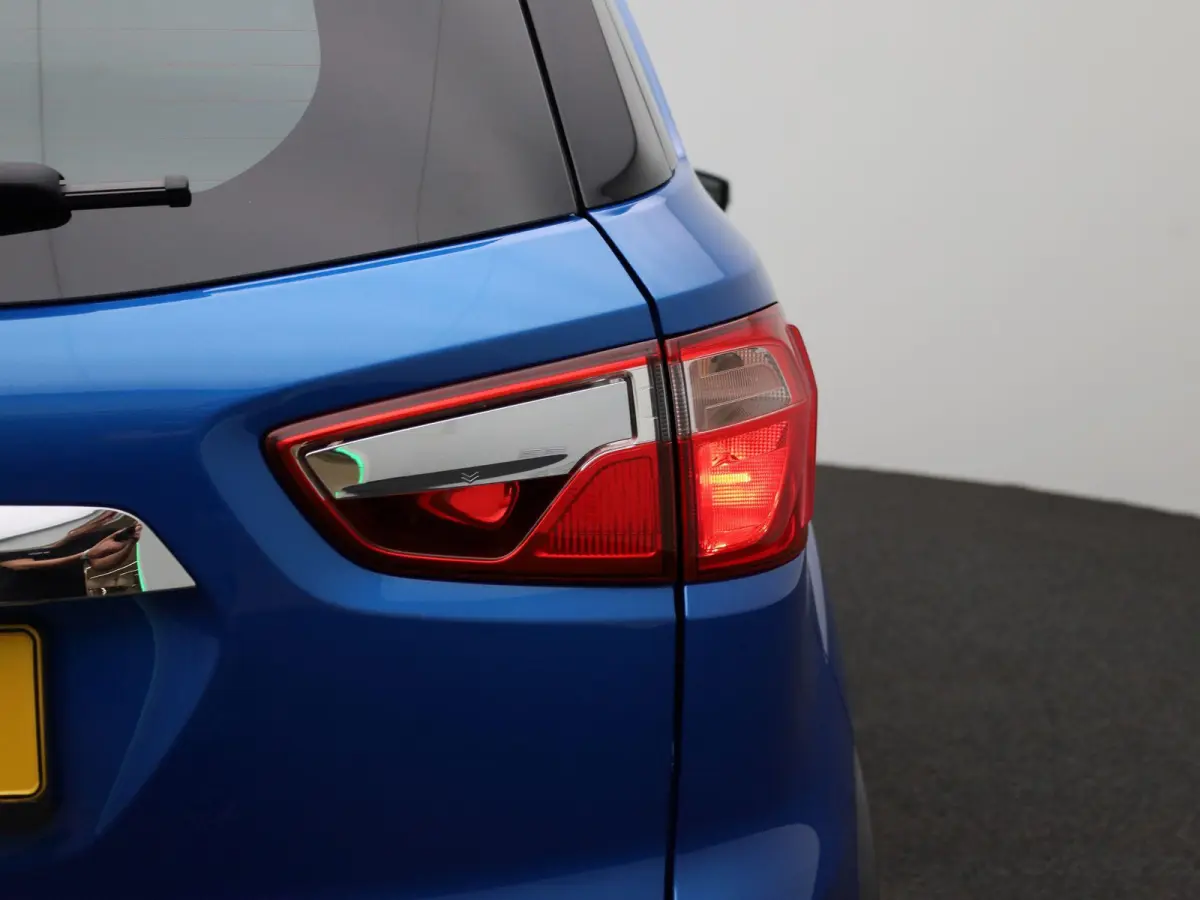 1.0 EcoBoost Titanium | Trekhaak | B&O Audiosysteem | Cruise Control | Navigatie | Parkeersensoren Achter | Klimaat Controle |