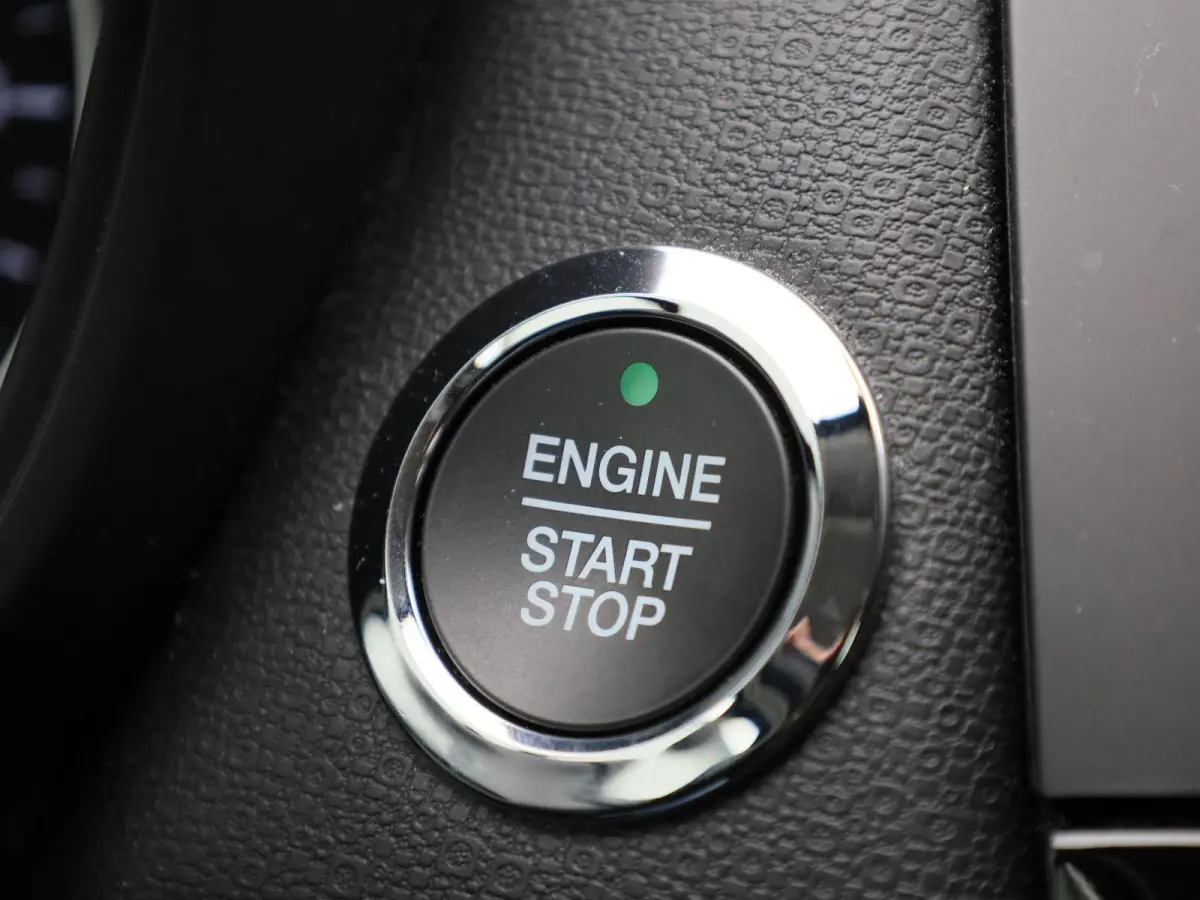 1.0 EcoBoost Titanium | Trekhaak | B&O Audiosysteem | Cruise Control | Navigatie | Parkeersensoren Achter | Klimaat Controle |