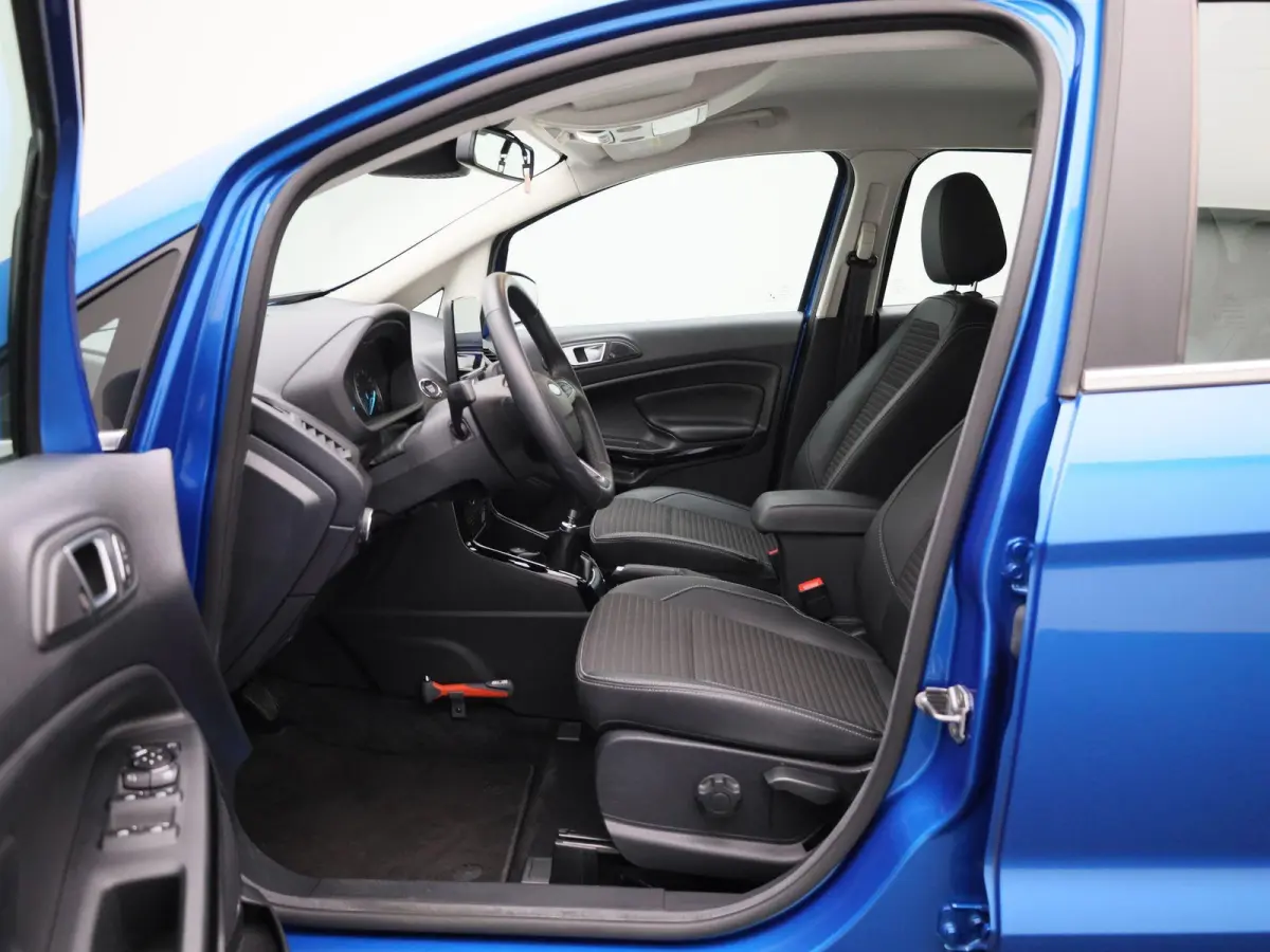 1.0 EcoBoost Titanium | Trekhaak | B&O Audiosysteem | Cruise Control | Navigatie | Parkeersensoren Achter | Klimaat Controle |