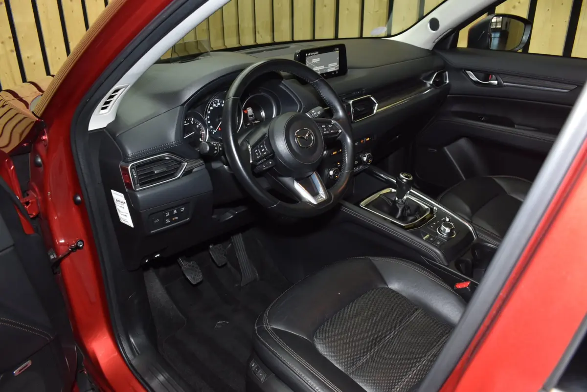 2.0 SkyActiv-G 165 Skylease Luxury Trekhaak Dealer 2e eig. NL-auto 360 Leer Bose Memory Stoelverw. LED + Nwe APK