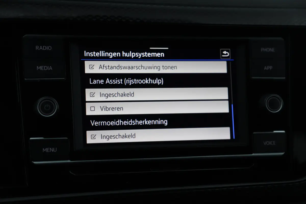 1.0 TSI Life 95PK LMV LED Virtual Carplay Android Navigatie Airco Adaptive Cruise Parkeersensor