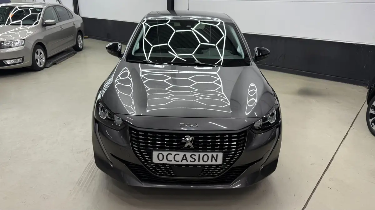 1.2 Allure 3D virtual display, Carplay cruise control, achteruit camera, stoelverwarming