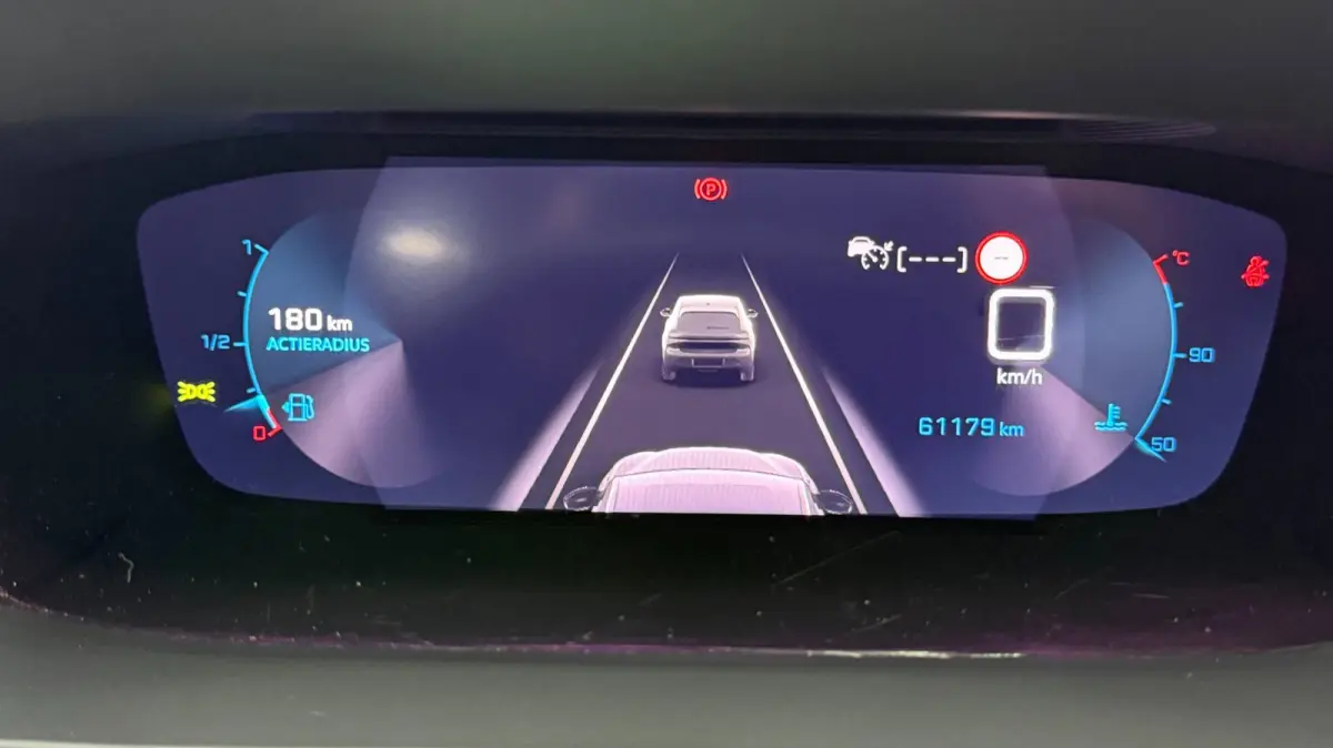 1.2 Allure 3D virtual display, Carplay cruise control, achteruit camera, stoelverwarming