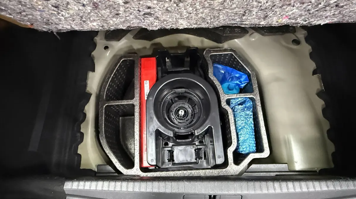 1.2 Allure 3D virtual display, Carplay cruise control, achteruit camera, stoelverwarming