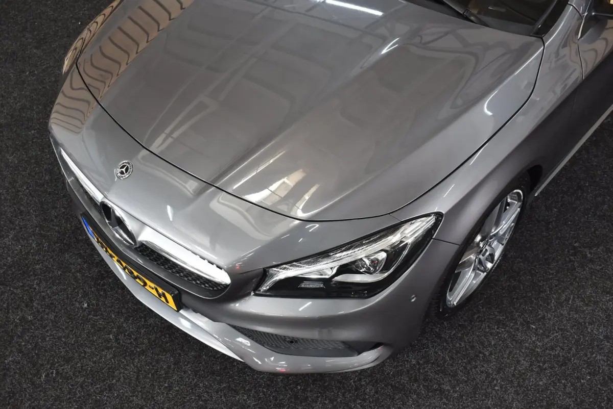 180 AMG 62dkm Trekhaak Dealerauto NL-auto LED Stoelverw. 18"4S + Nwe APK