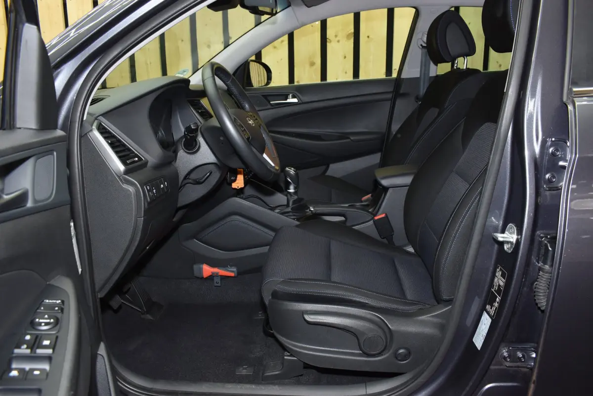 1.6 GDi Comfort 1e eig. Carplay NL-auto 131dkm Camera stoelverw. Clima 17"LM 4S + Nwe APK
