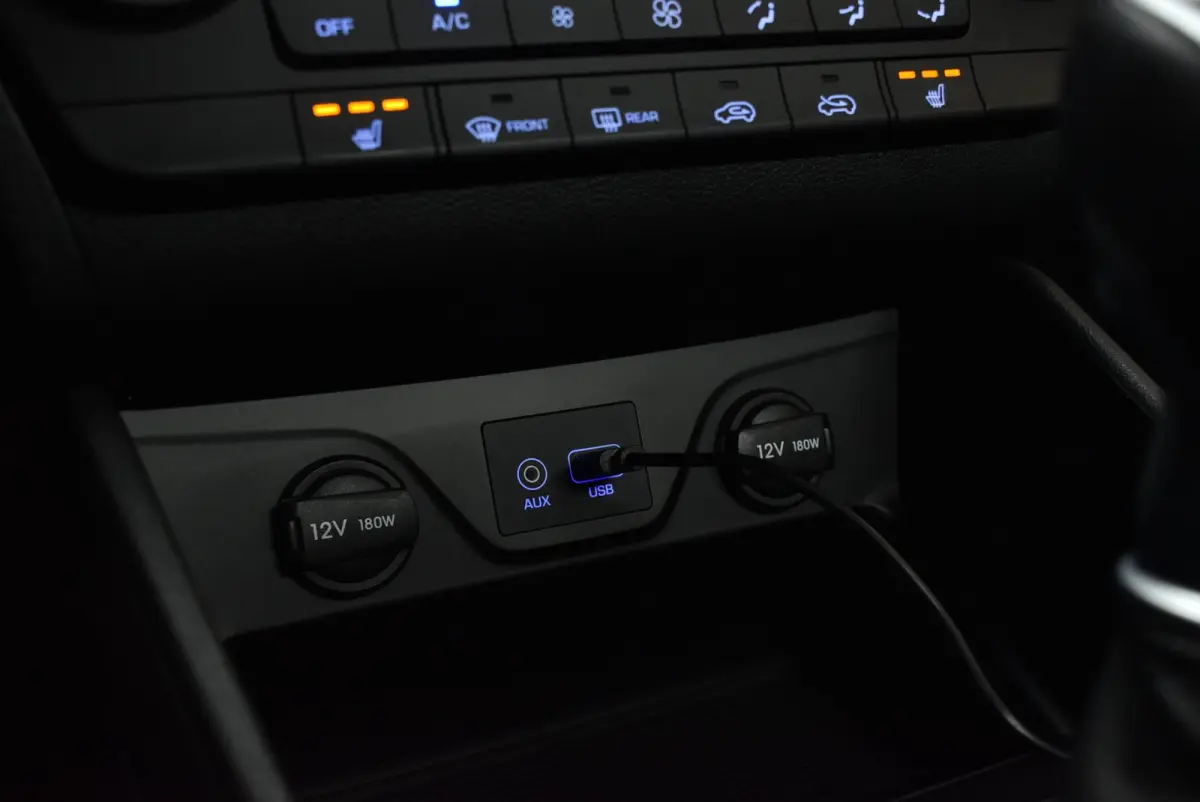 1.6 GDi Comfort 1e eig. Carplay NL-auto 131dkm Camera stoelverw. Clima 17"LM 4S + Nwe APK