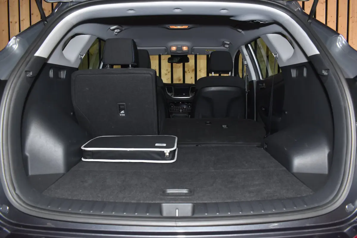 1.6 GDi Comfort 1e eig. Carplay NL-auto 131dkm Camera stoelverw. Clima 17"LM 4S + Nwe APK
