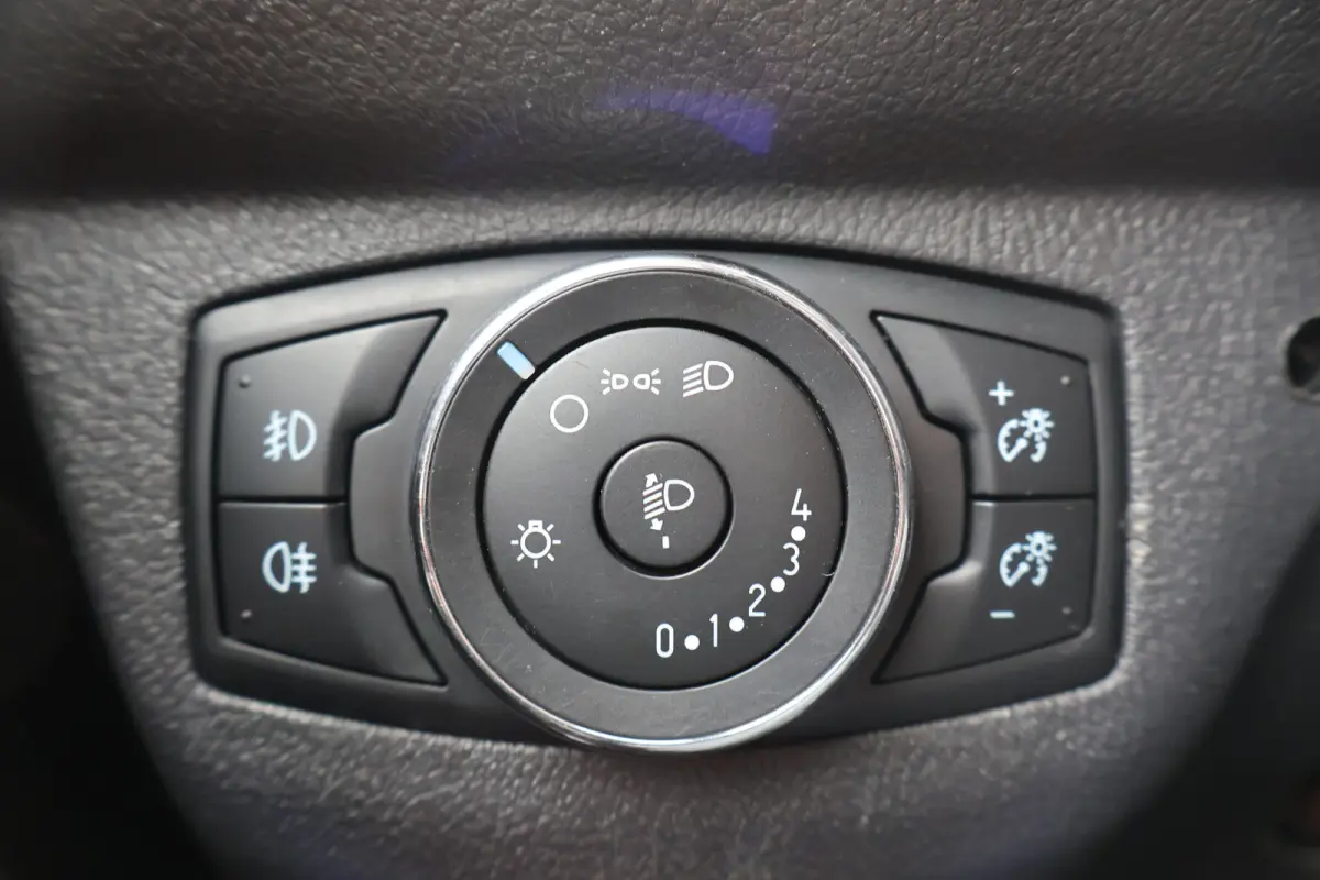 1.5 TDCI Trend Airco Navigatie
