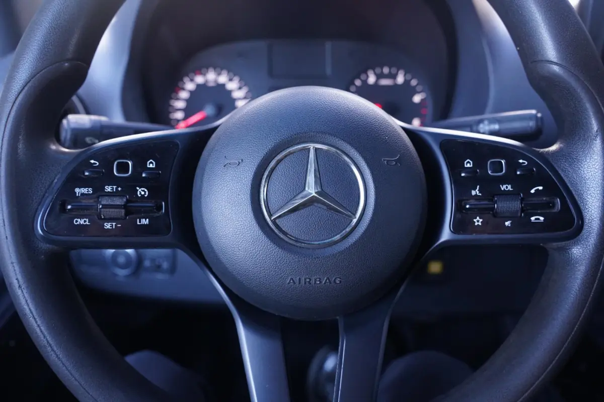 319 CDI 3.0 V6 190 pk Aut. L2H2 Trekhaak 3.500 kg Navi, Camera, Apple Carplay, Cruise Control, 3-Zits