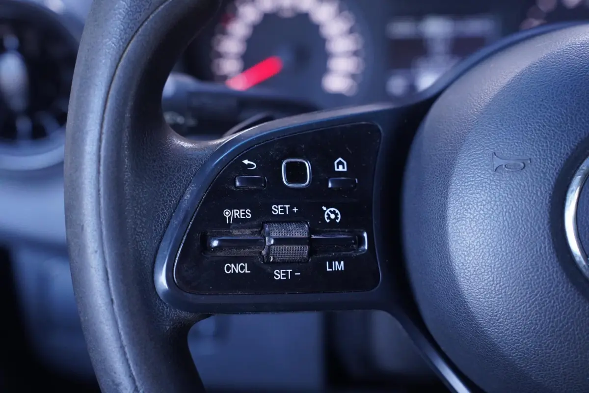 319 CDI 3.0 V6 190 pk Aut. L2H2 Trekhaak 3.500 kg Navi, Camera, Apple Carplay, Cruise Control, 3-Zits