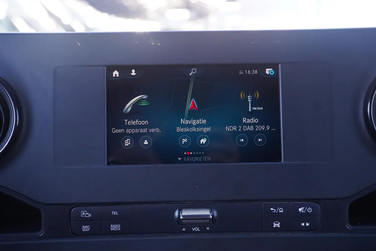 319 CDI 3.0 V6 190 pk Aut. L2H2 Trekhaak 3.500 kg Navi, Camera, Apple Carplay, Cruise Control, 3-Zits