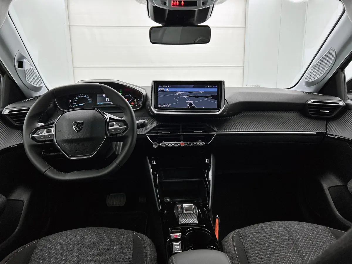 EV Business 51 kWh 156pk | DEMO | Extreem lage kilometerstand | Navigatie | Achteruitrijcamera | Cruise control | Climate control