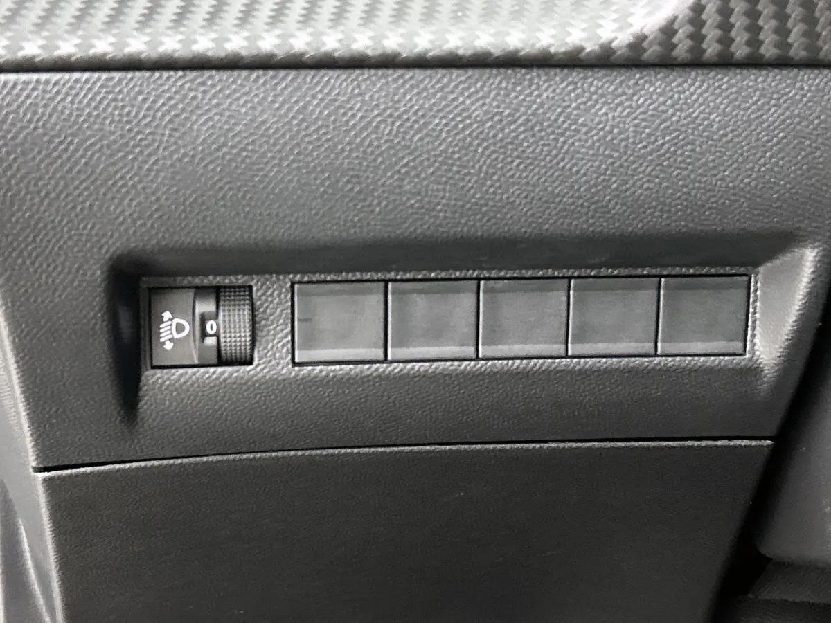 EV Business 51 kWh 156pk | DEMO | Extreem lage kilometerstand | Navigatie | Achteruitrijcamera | Cruise control | Climate control