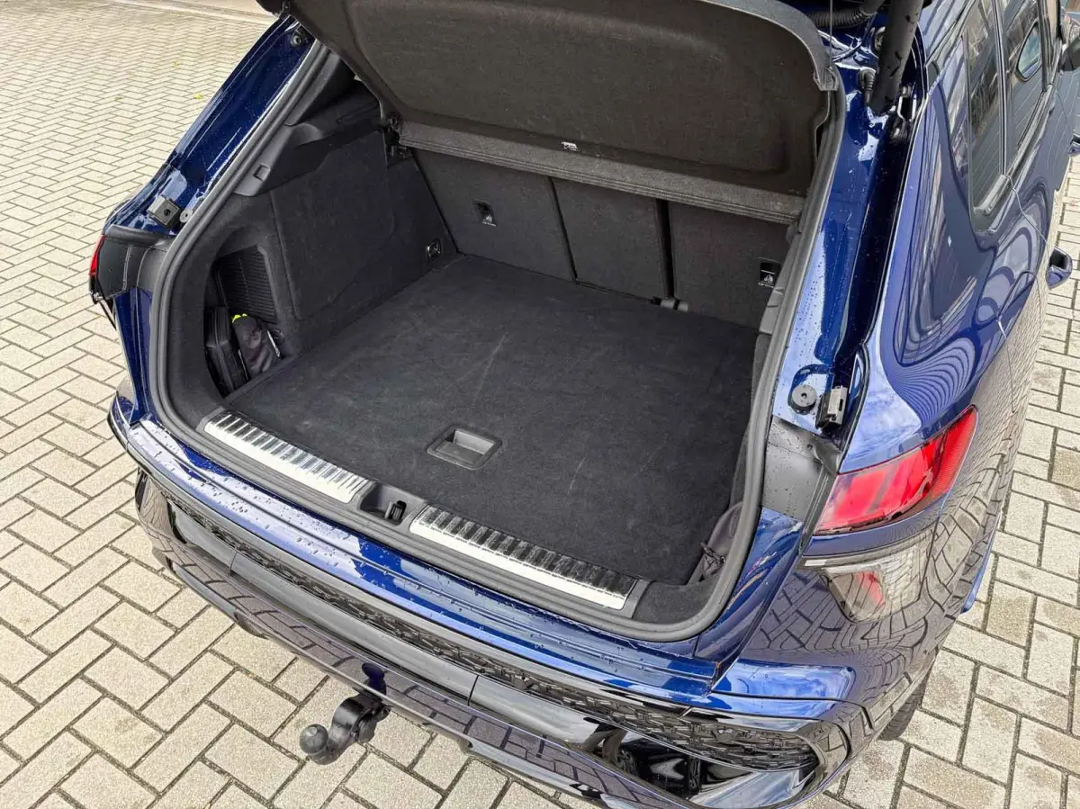 1.5 e-hybrid 272pk S edition | Panoramadak | Trekhaak | 20 inch velgen | All Seasonbanden
