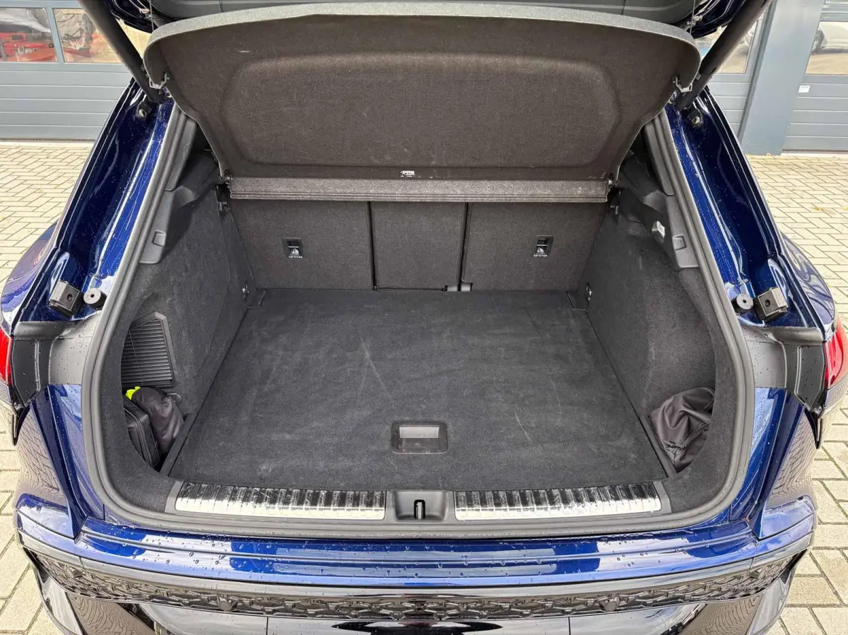 1.5 e-hybrid 272pk S edition | Panoramadak | Trekhaak | 20 inch velgen | All Seasonbanden