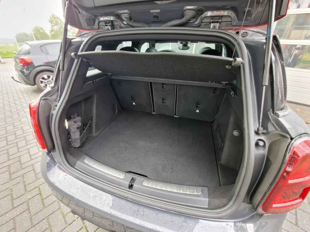 2.0 John Cooper Works ALL4 Chili 306PK|NL-auto|Pano|19-inch|Carplay|Camera|JW-Sport-uitlaat|eerste-eigenaar|