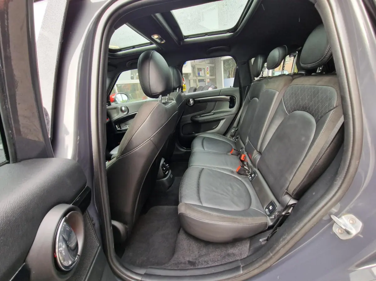 2.0 John Cooper Works ALL4 Chili 306PK|NL-auto|Pano|19-inch|Carplay|Camera|JW-Sport-uitlaat|eerste-eigenaar|
