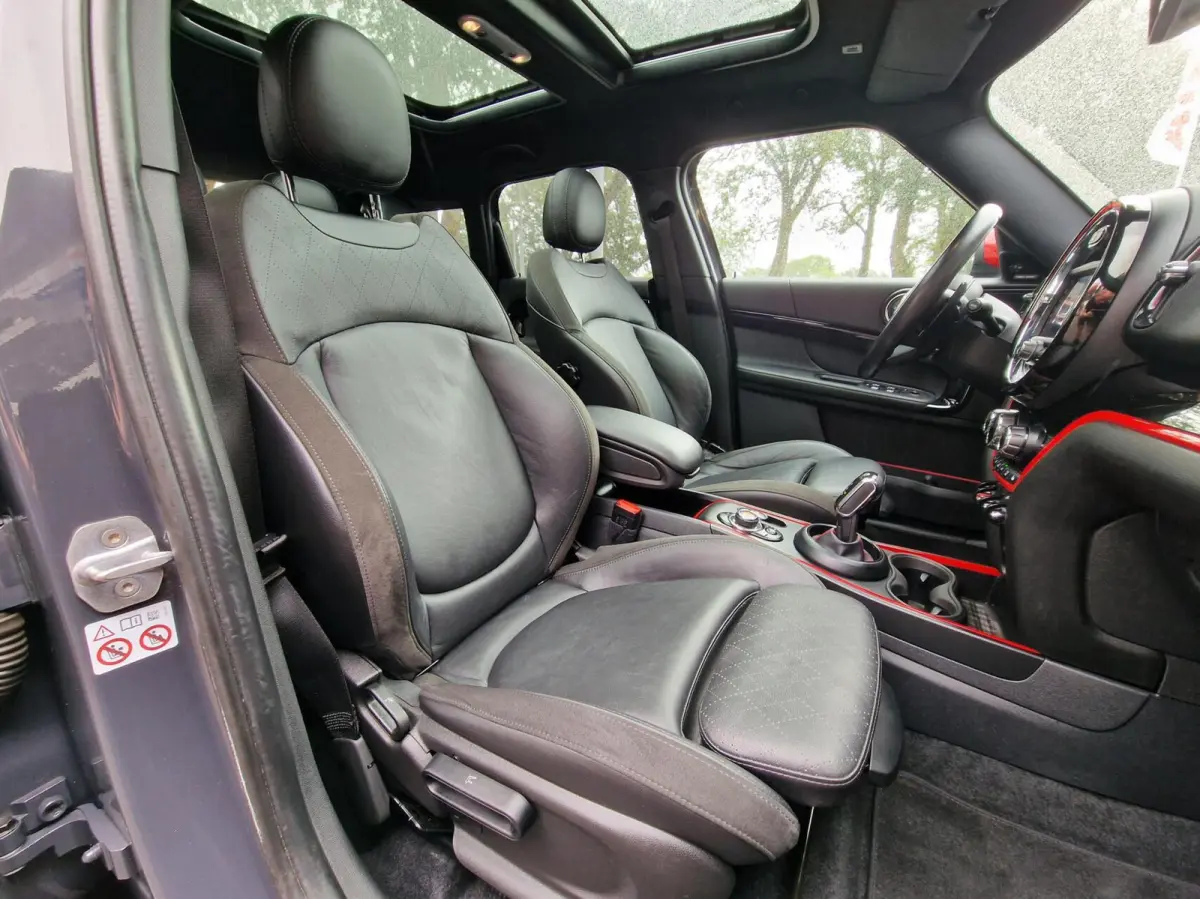 2.0 John Cooper Works ALL4 Chili 306PK|NL-auto|Pano|19-inch|Carplay|Camera|JW-Sport-uitlaat|eerste-eigenaar|