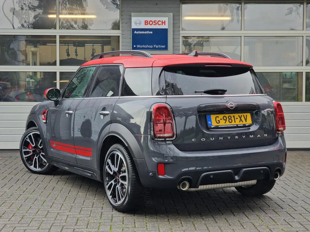 2.0 John Cooper Works ALL4 Chili 306PK|NL-auto|Pano|19-inch|Carplay|Camera|JW-Sport-uitlaat|eerste-eigenaar|