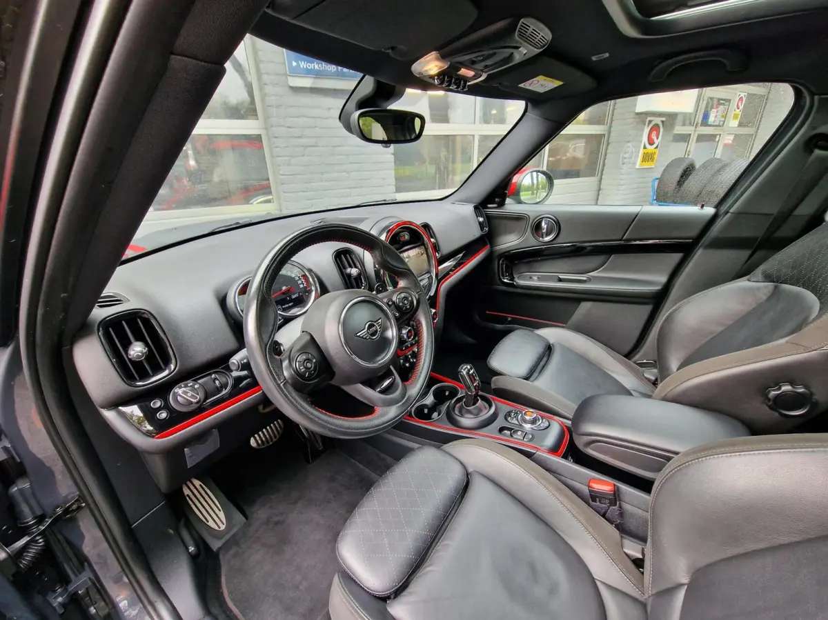 2.0 John Cooper Works ALL4 Chili 306PK|NL-auto|Pano|19-inch|Carplay|Camera|JW-Sport-uitlaat|eerste-eigenaar|