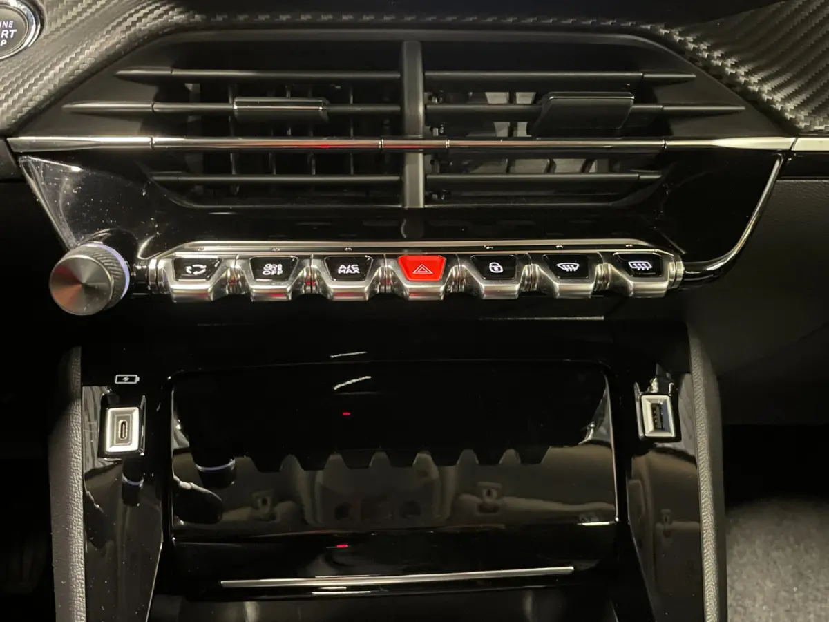 1.2 PureTech Allure Pack|AFN.TREKHAAK|1/2 LEDER|CAMERA|CARPLAY|CRUISE+CLIMATE CONTROL|LANE-ASSIST|NAVIGATIE|DASHCAM|