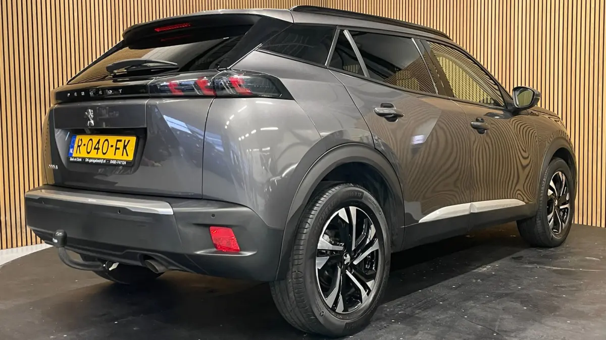 1.2 PureTech Allure Pack|AFN.TREKHAAK|1/2 LEDER|CAMERA|CARPLAY|CRUISE+CLIMATE CONTROL|LANE-ASSIST|NAVIGATIE|DASHCAM|