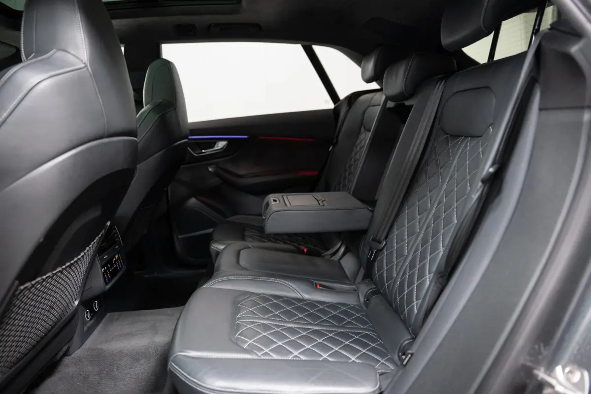 50 TDI S-Line *BTW* FULL OPTION*LUCHTVERING*RS-ZETELS*TREKHAAK*