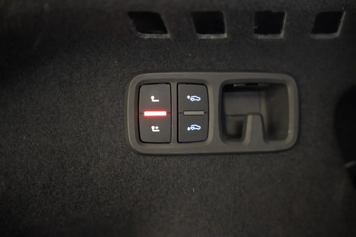 50 TDI S-Line *BTW* FULL OPTION*LUCHTVERING*RS-ZETELS*TREKHAAK*