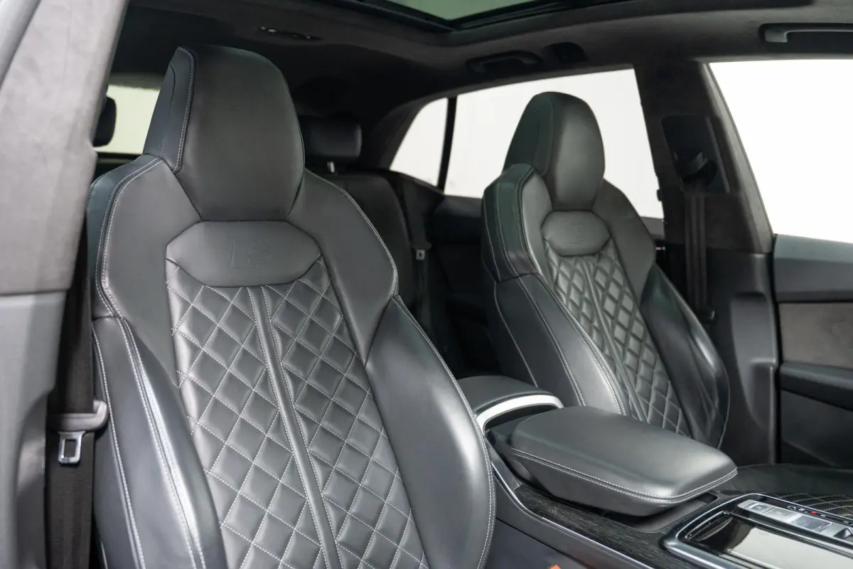 50 TDI S-Line *BTW* FULL OPTION*LUCHTVERING*RS-ZETELS*TREKHAAK*