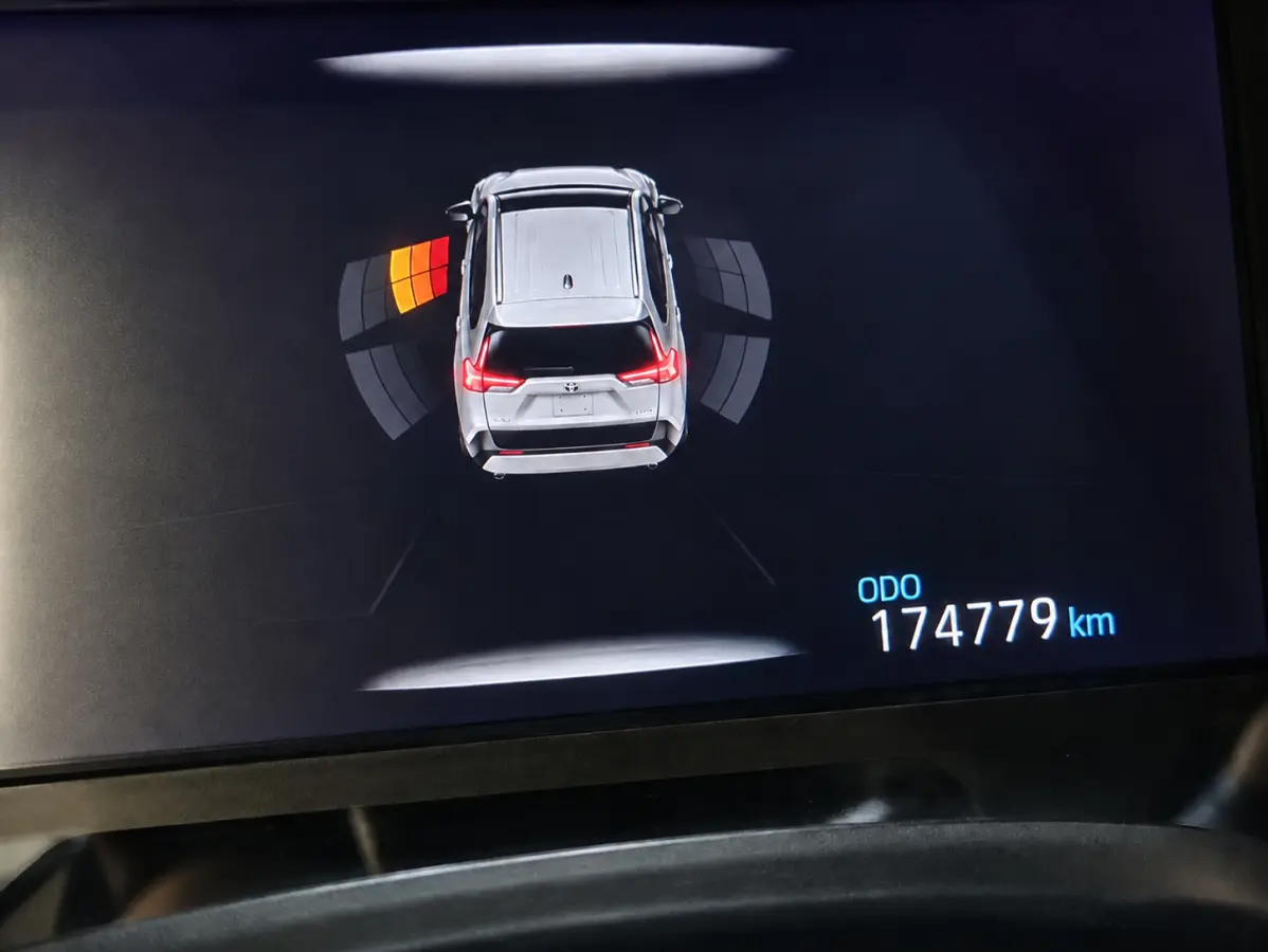 2.5 Hybrid AWD Black Edition