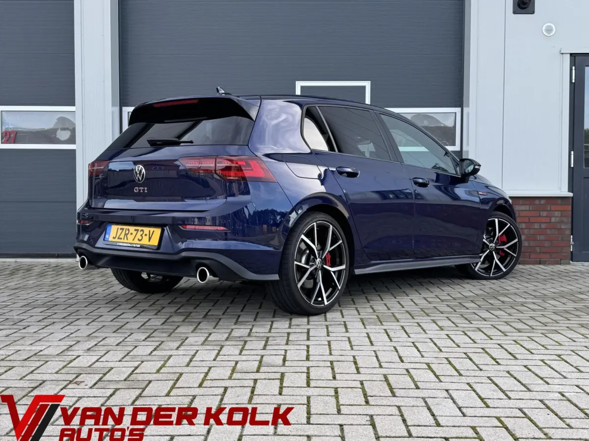 2.0 TSI GTI 245PK Handgeschakeld | Digital cockpit | Carplay | Adaptive cruise | Camera | Stuur/Stoelverwarming | Sensoren