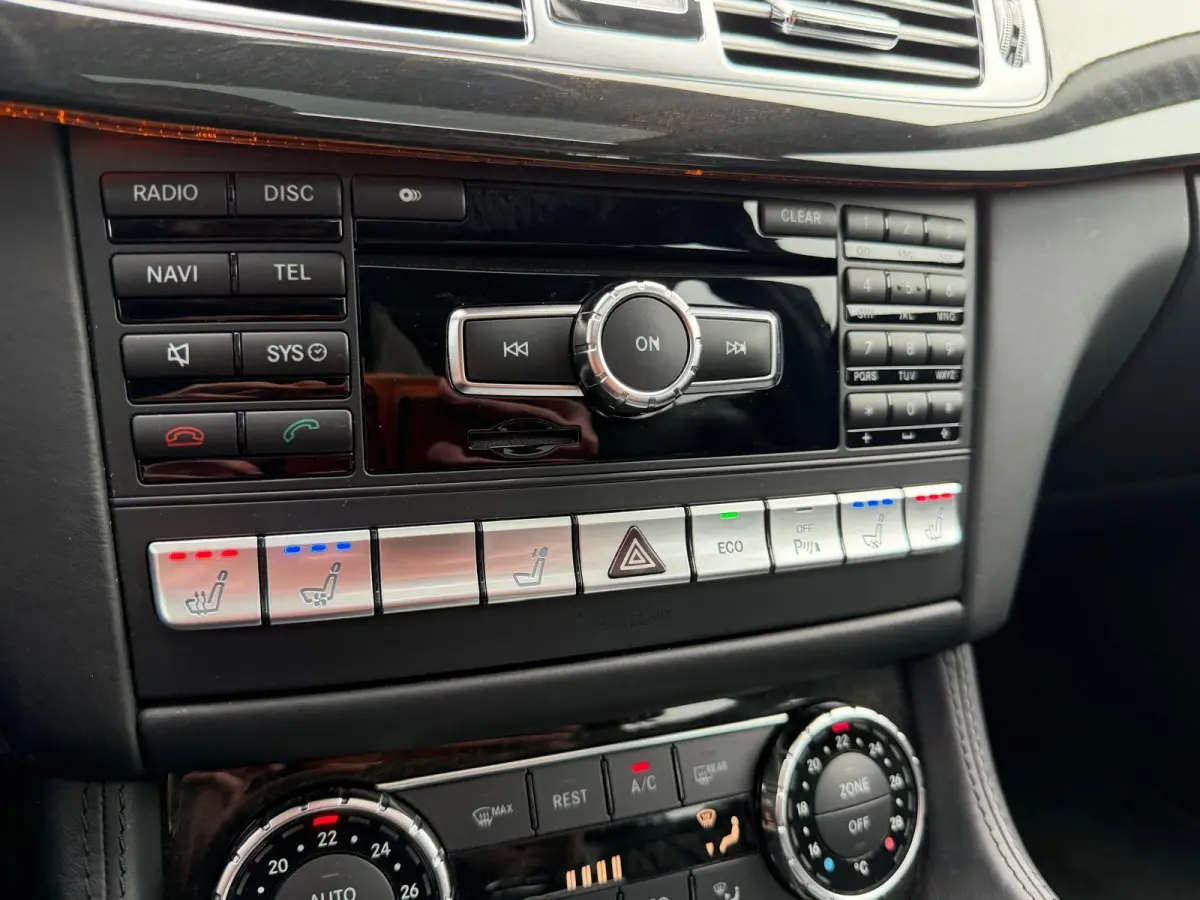 350 | 2E EIGENAAR | 3/6/12MND GARANTIE | LED | ACC | LUCHTVERING | SCHUIFDAK | LEDER | HARMAN KARDON | TREKHAAK |
