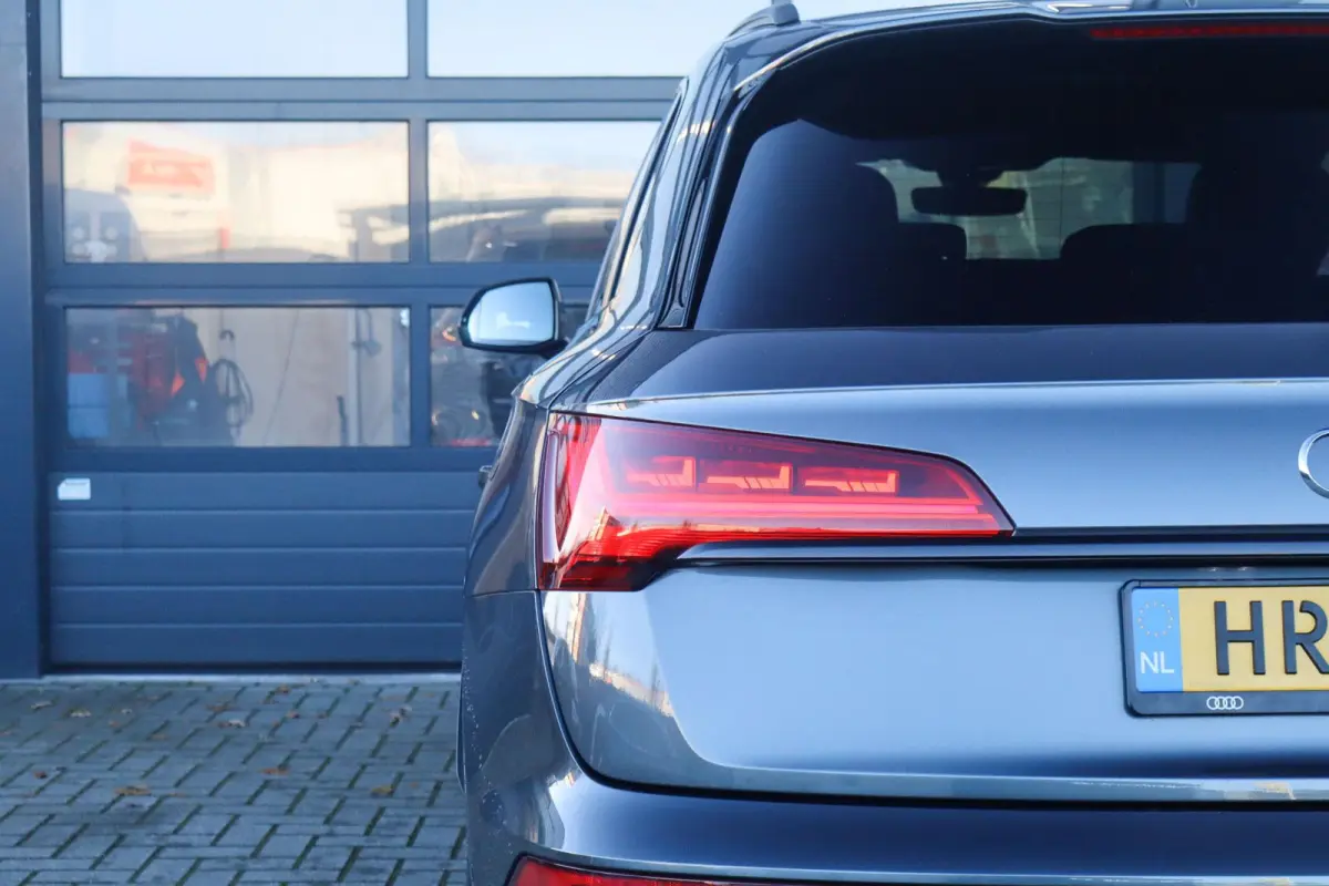 55 TFSIe 367pk S edition | Trekhaak | Panoramadak | Luchtvering | Verwarmbaar Stuurwiel | Head-up Display